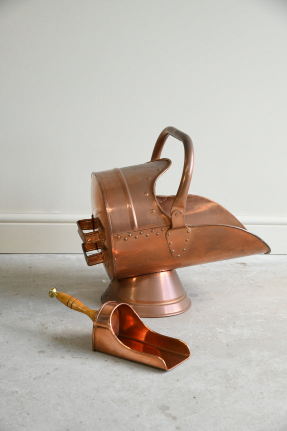Traditional Style Copper Coal Scuttle Helmet & Shovel