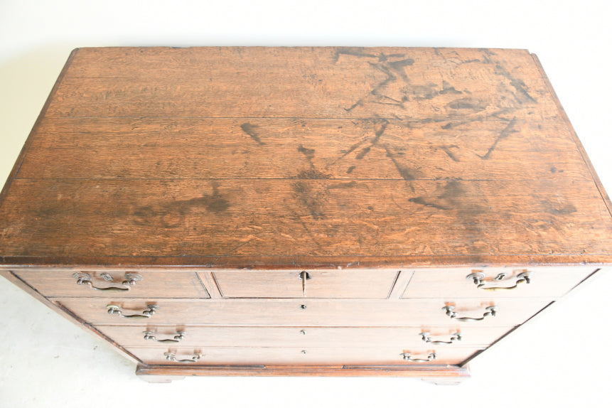 Georgian Oak Chest of Drawers