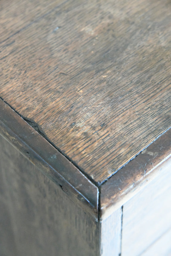 Georgian Oak Chest of Drawers