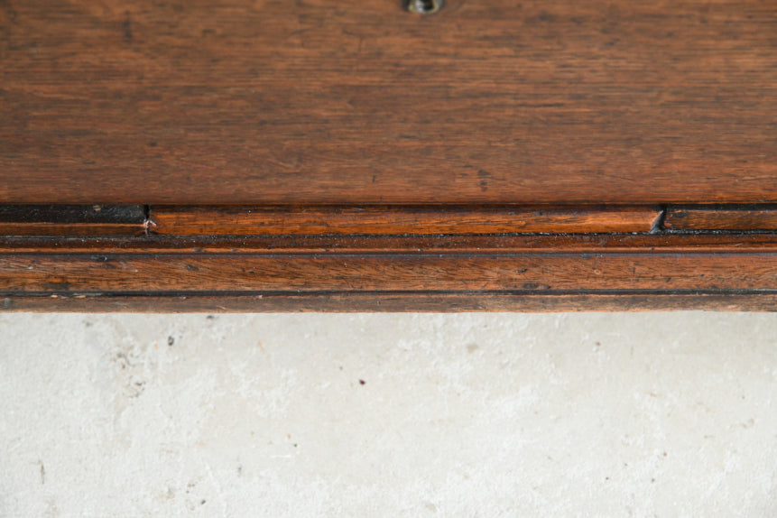 Georgian Oak Chest of Drawers