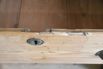 Traditional Style Pine Kitchen Dresser