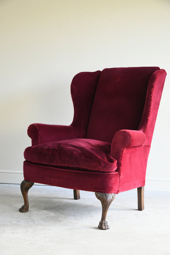 Traditional Style Wing Back Armchair
