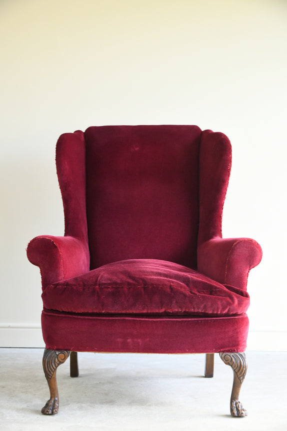 Traditional Style Wing Back Armchair