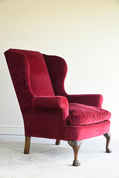 Traditional Style Wing Back Armchair