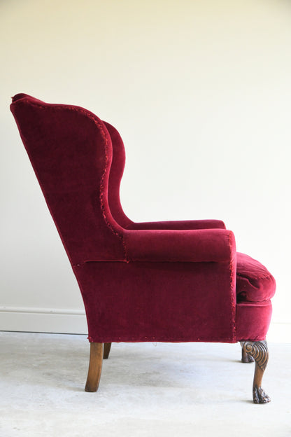 Traditional Style Wing Back Armchair
