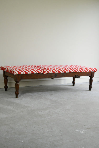 Early 20th Century Pitch Pine Day Bed