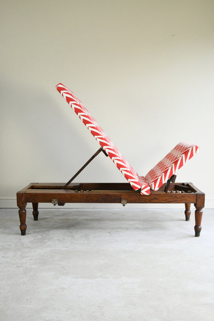 Early 20th Century Pitch Pine Day Bed