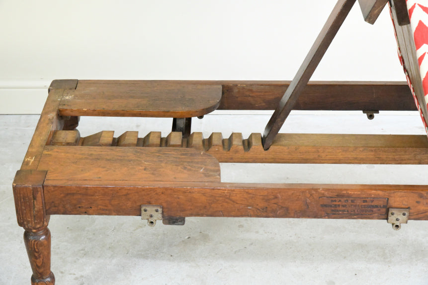 Early 20th Century Pitch Pine Day Bed