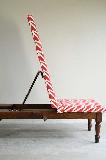 Early 20th Century Pitch Pine Day Bed