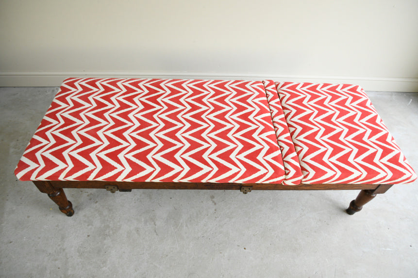 Early 20th Century Pitch Pine Day Bed