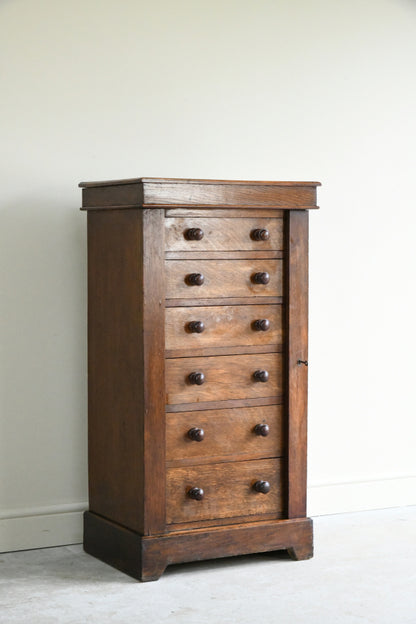 Victorian Oak Wellington Chest