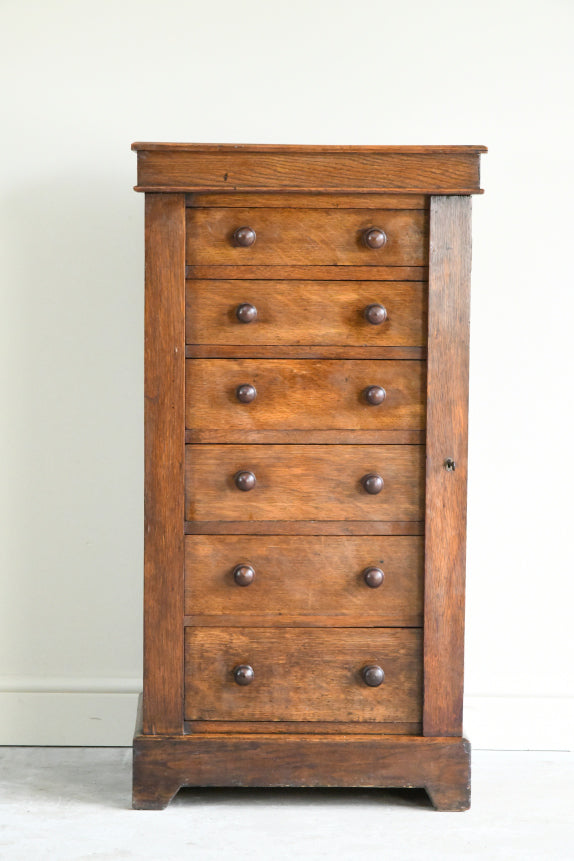 Victorian Oak Wellington Chest