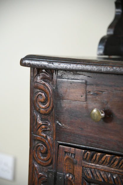 Traditional Antique Oak Country Dresser