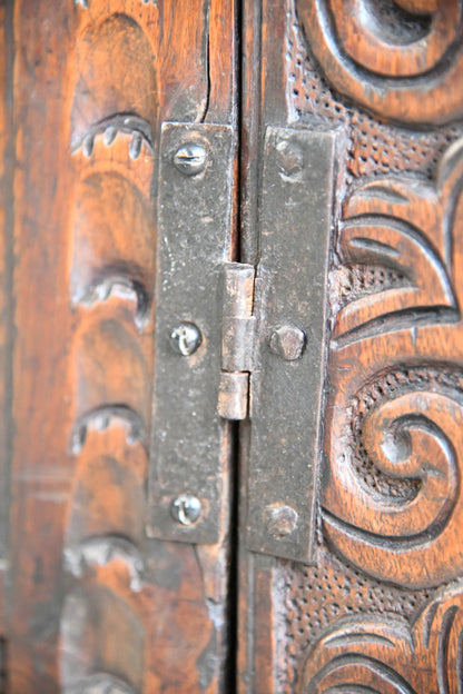 Traditional Antique Oak Country Dresser