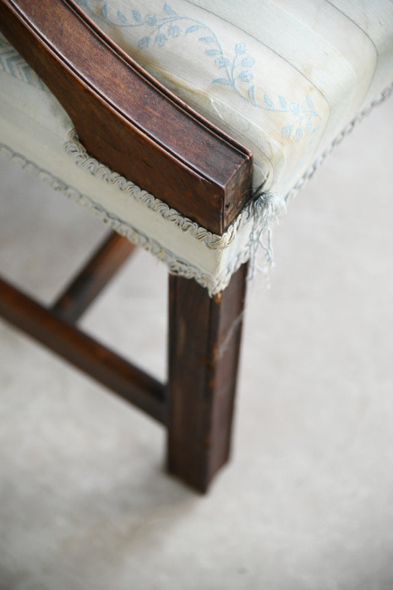 Antique Mahogany Gainsborough Chair