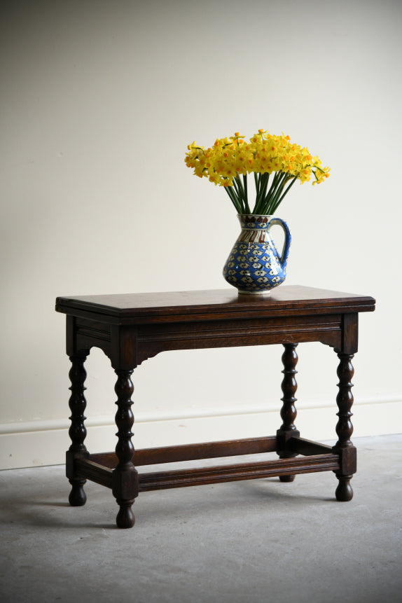 Small Oak Games Table