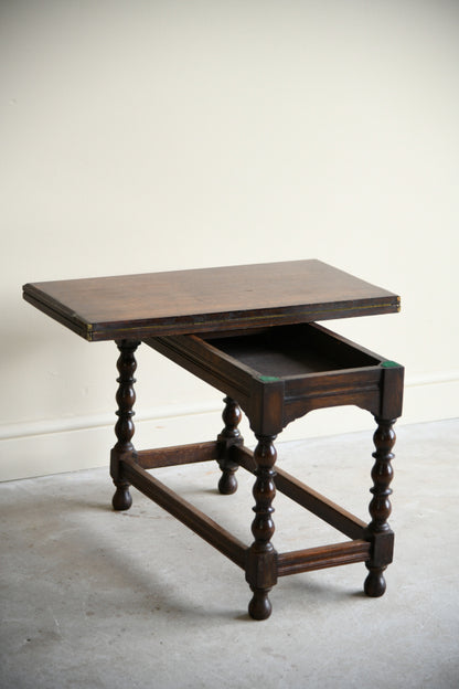 Small Oak Games Table