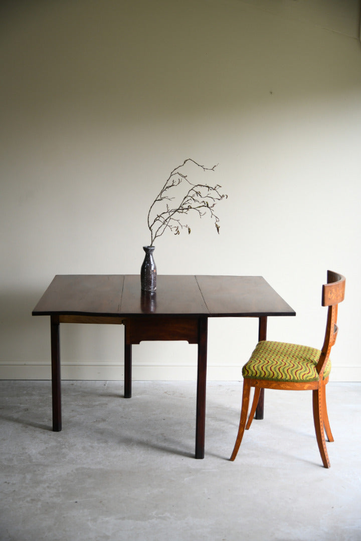 Georgian Mahogany Drop Leaf Table