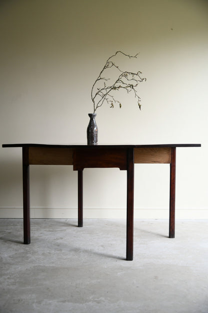 Georgian Mahogany Drop Leaf Table