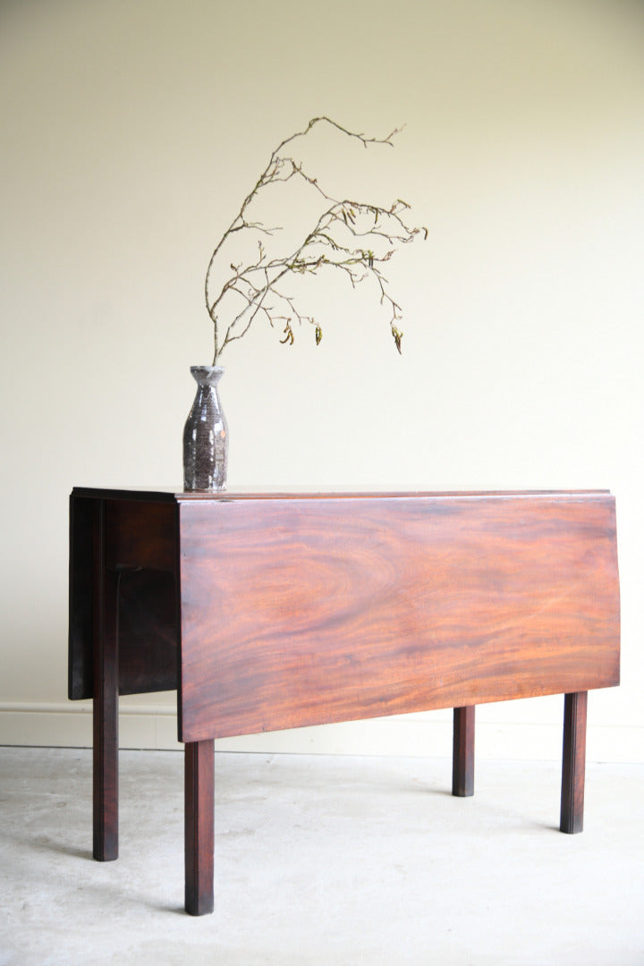 Georgian Mahogany Drop Leaf Table