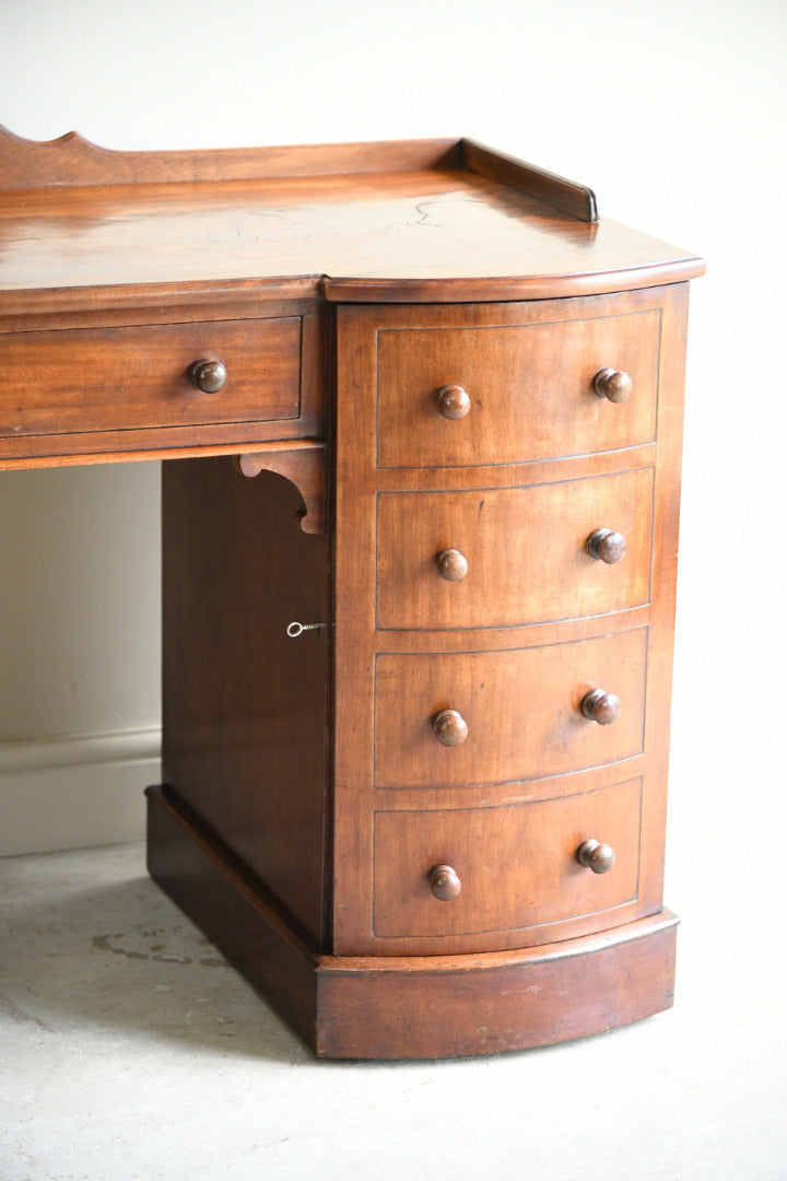 Victorian Mahogany Dressing Table