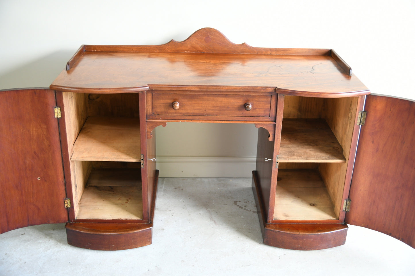 Victorian Mahogany Dressing Table
