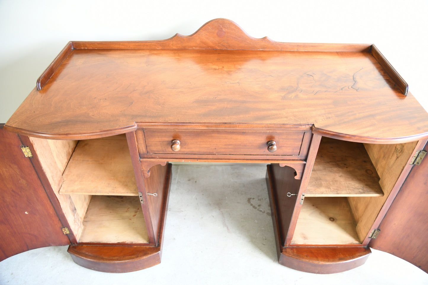 Victorian Mahogany Dressing Table