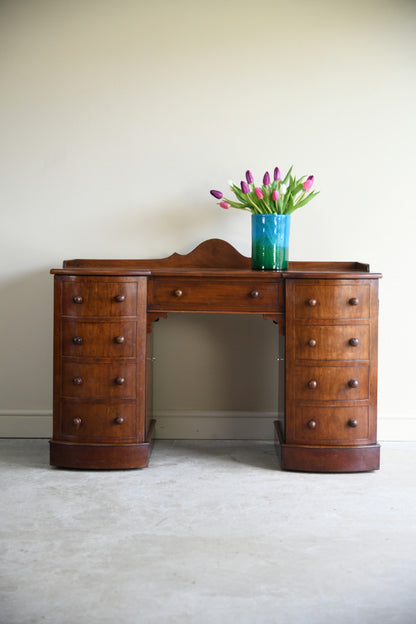 Victorian Mahogany Dressing Table
