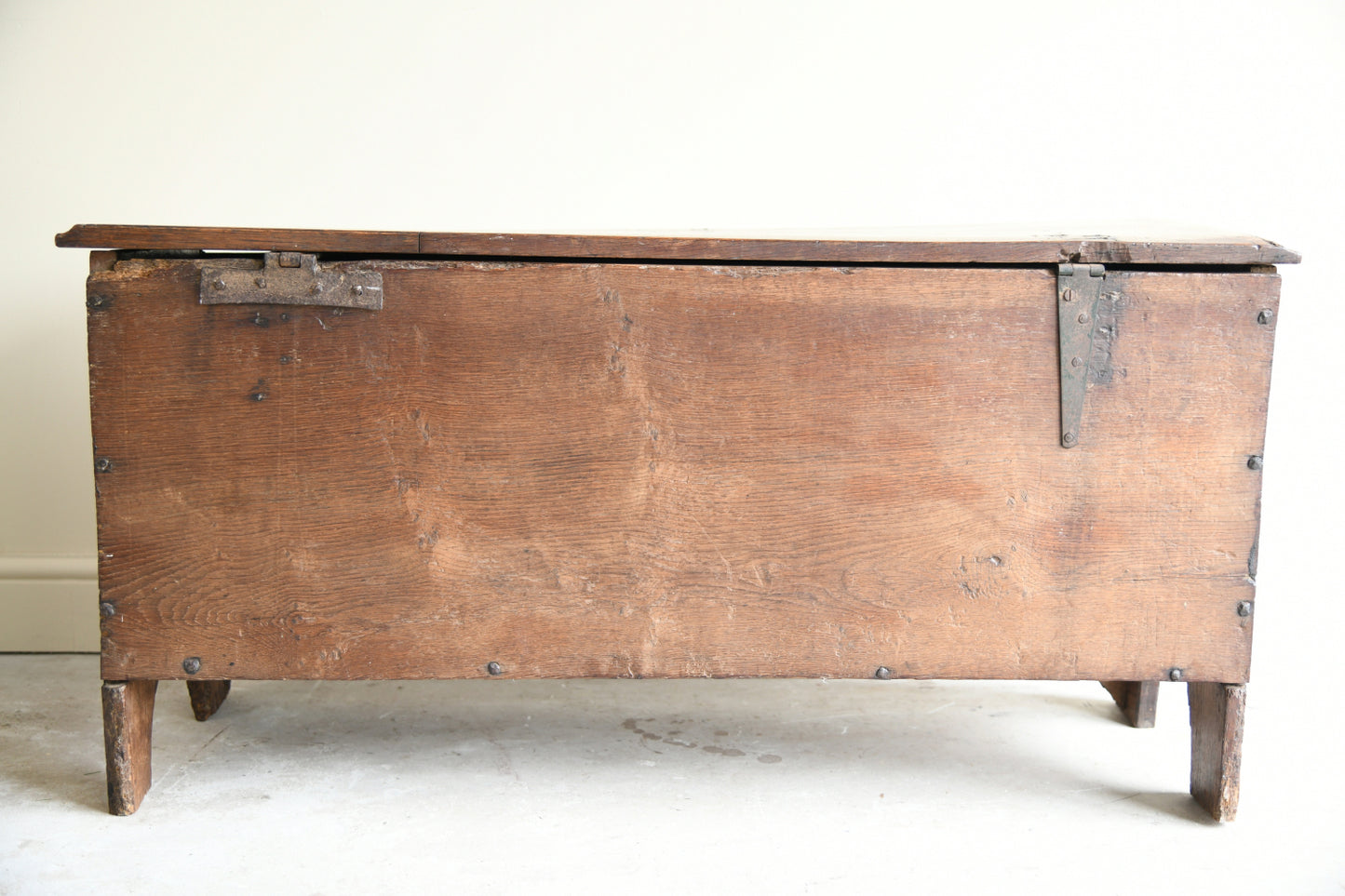 18th Century Six Plank Coffer