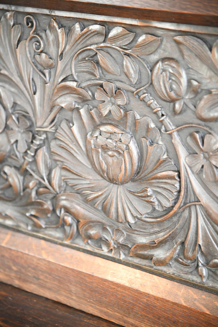 18th Century Rustic Oak Dresser