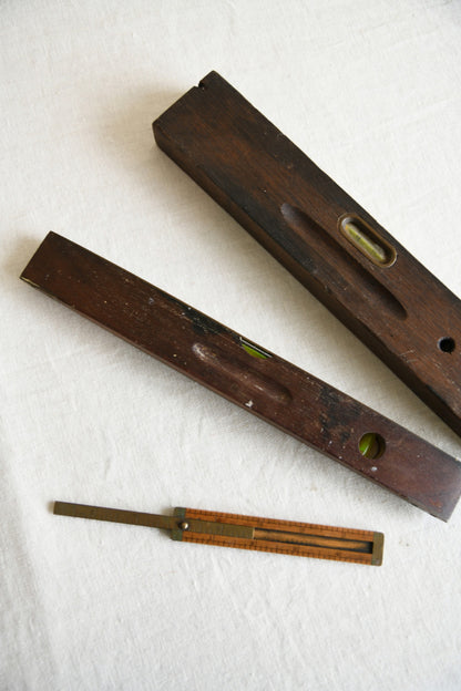 Collection of Vintage Wooden and Brass Spirit Levels and Folding Rule