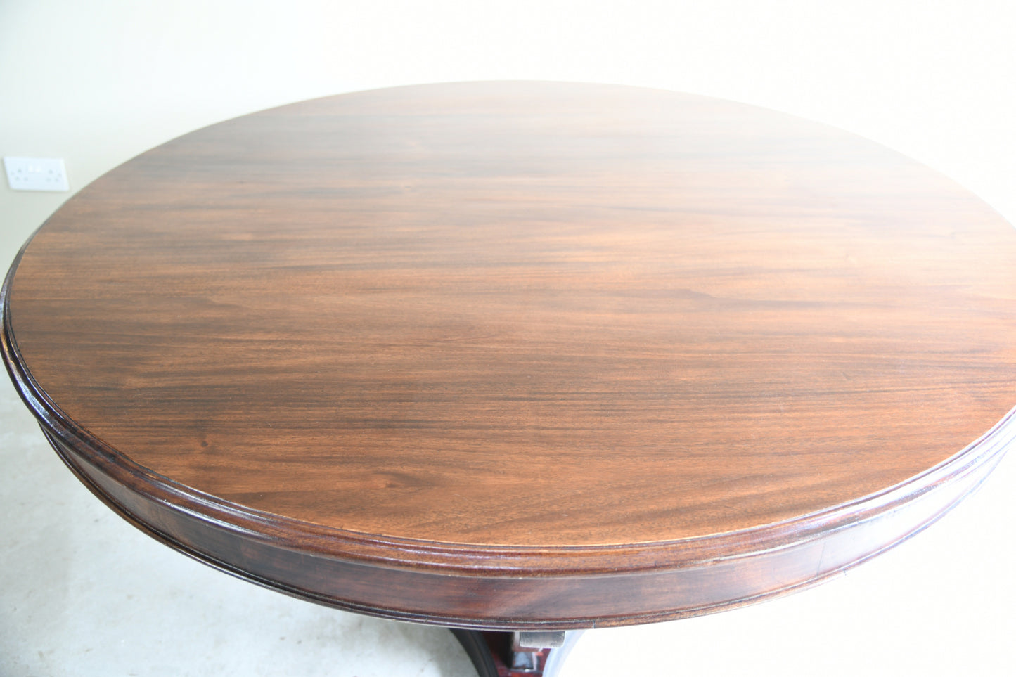 Regency Style Mahogany Round Table
