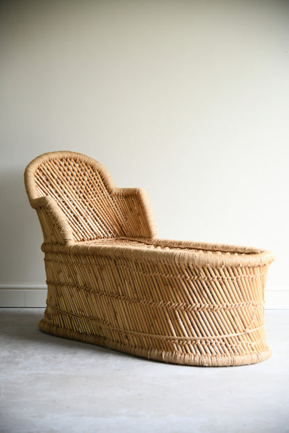 Vintage Wicker Chaise Longue