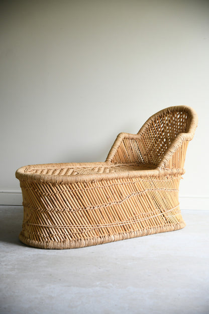 Vintage Wicker Chaise Longue