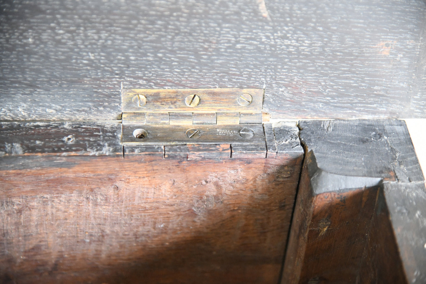 Antique Georgian Oak Mule Chest