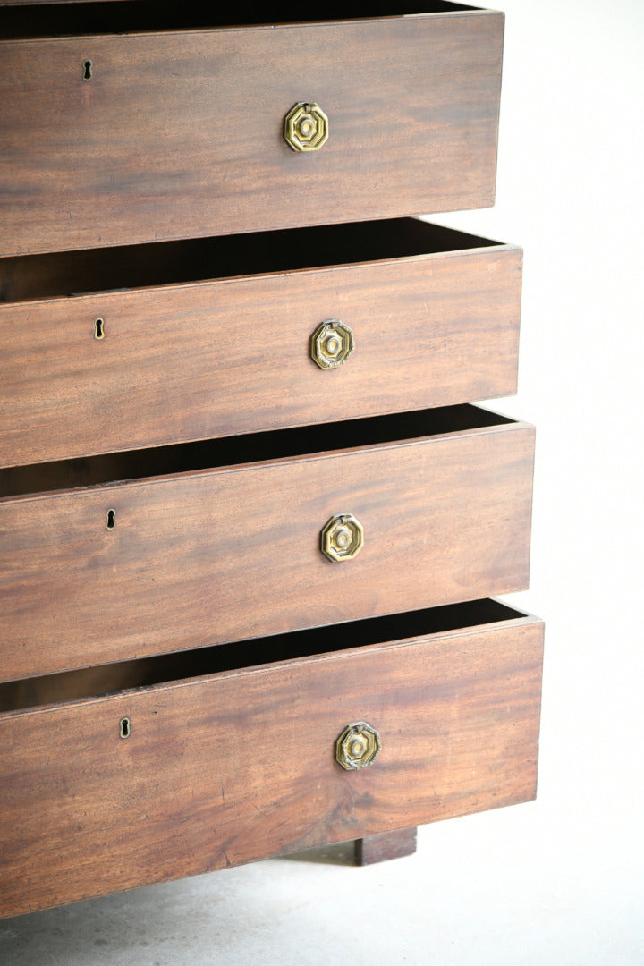 Georgian Mahogany Chest on Chest