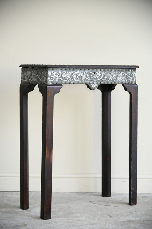 Antique Decorative Bijouterie Table