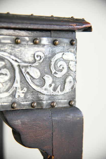 Antique Decorative Bijouterie Table