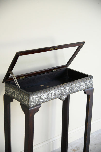 Antique Decorative Bijouterie Table