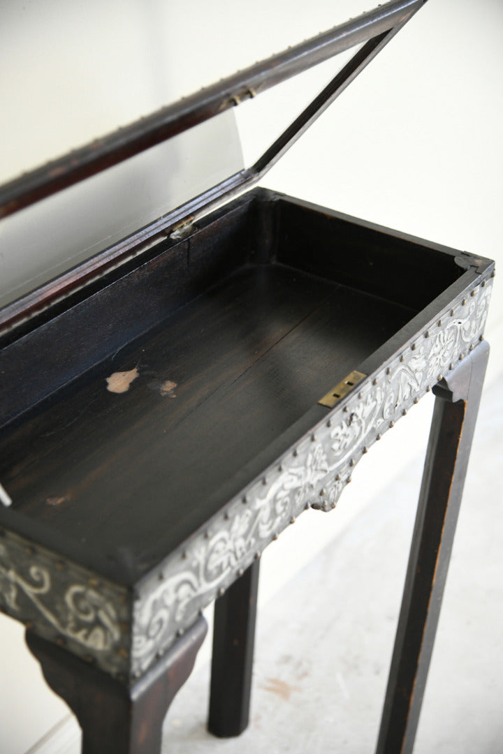 Antique Decorative Bijouterie Table
