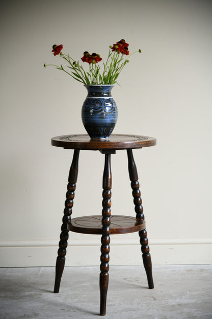 Early 20th Century Oak Bobbin Turned Lamp Table with Carved Top