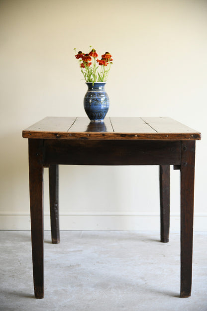 18th Century Carved Oak Side Table