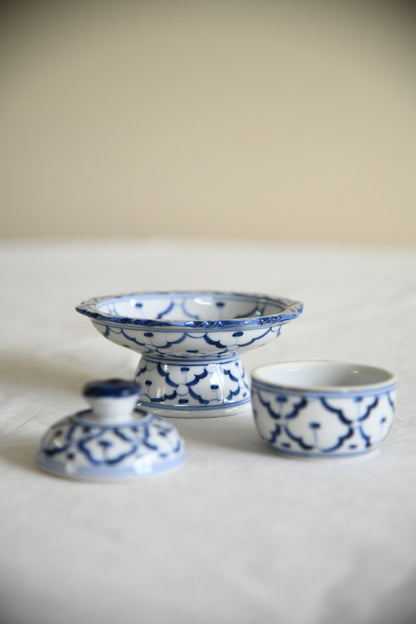 Blue & White Porcelain Lidded Pot & Pedestal Dish
