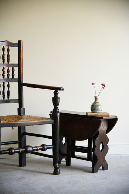 Early 20th Century Oak Gateleg Occasional Table