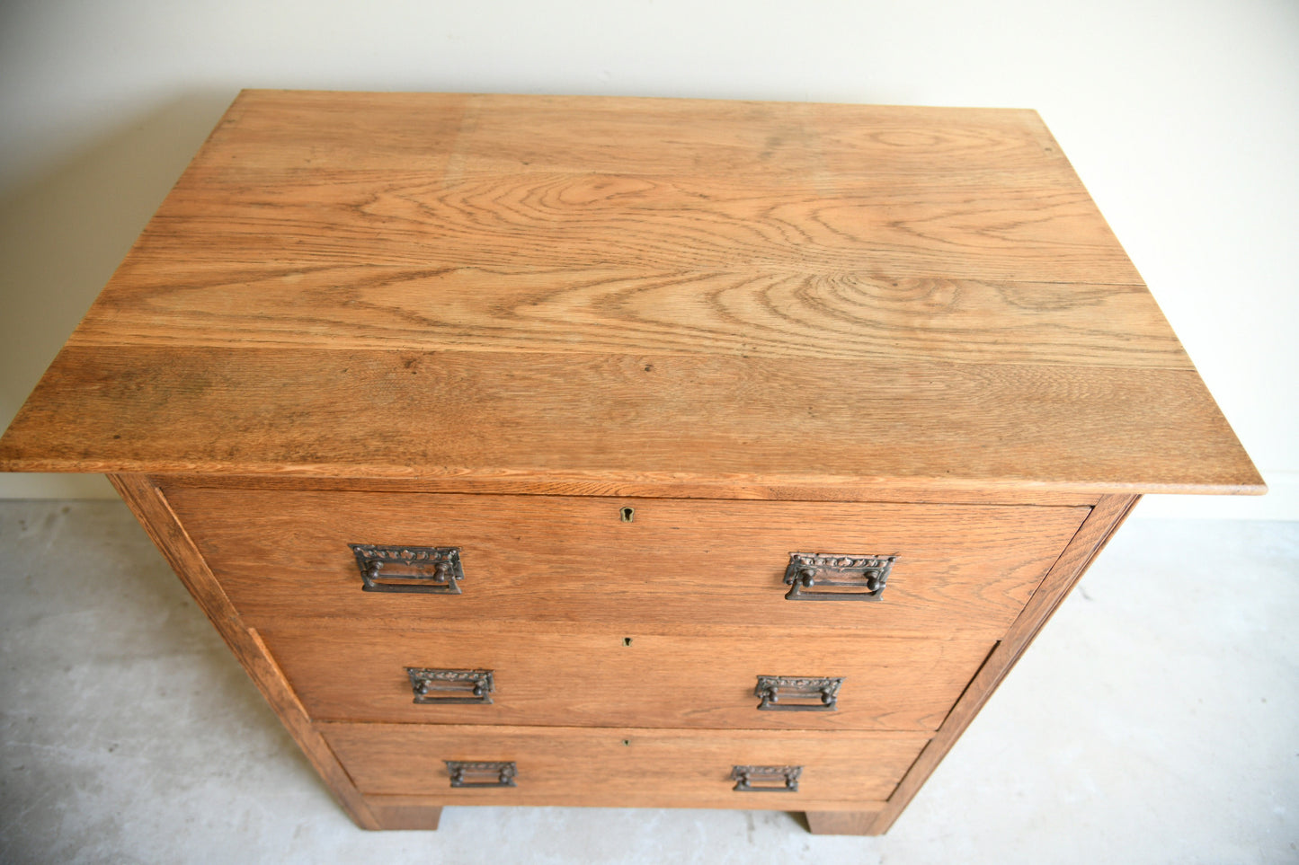 Edwardian Oak Chest of Drawers