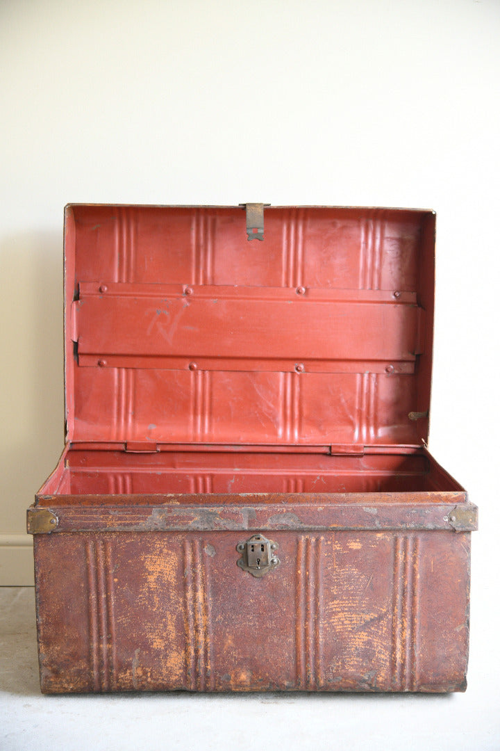 Edwardian Painted Tin Trunk