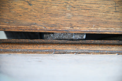 Antique Oak Gateleg Dining Table