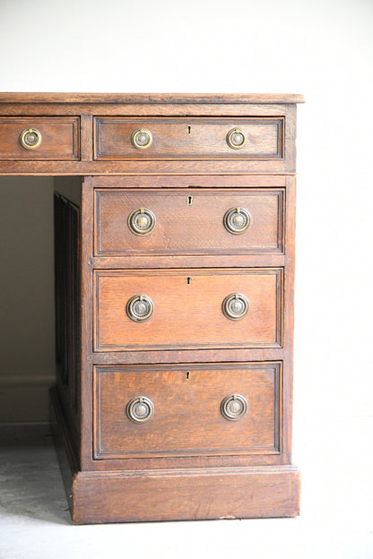 Large Victorian Oak Pedestal Desk