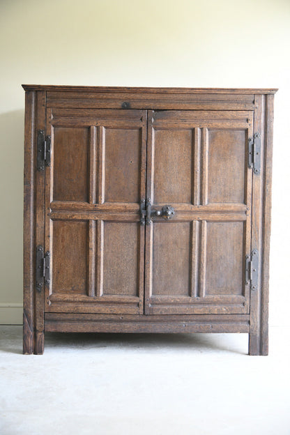 Early Antique Oak Cupboard