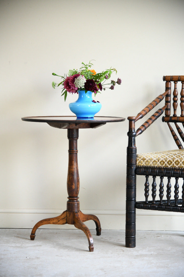Georgian Mahogany Circular Tilt Top Occasional Table